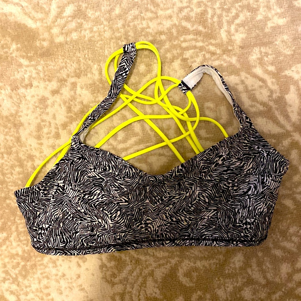 Lululemon bra top size 12